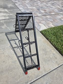 Pinch Metal Grate Bi-Fold Ramp