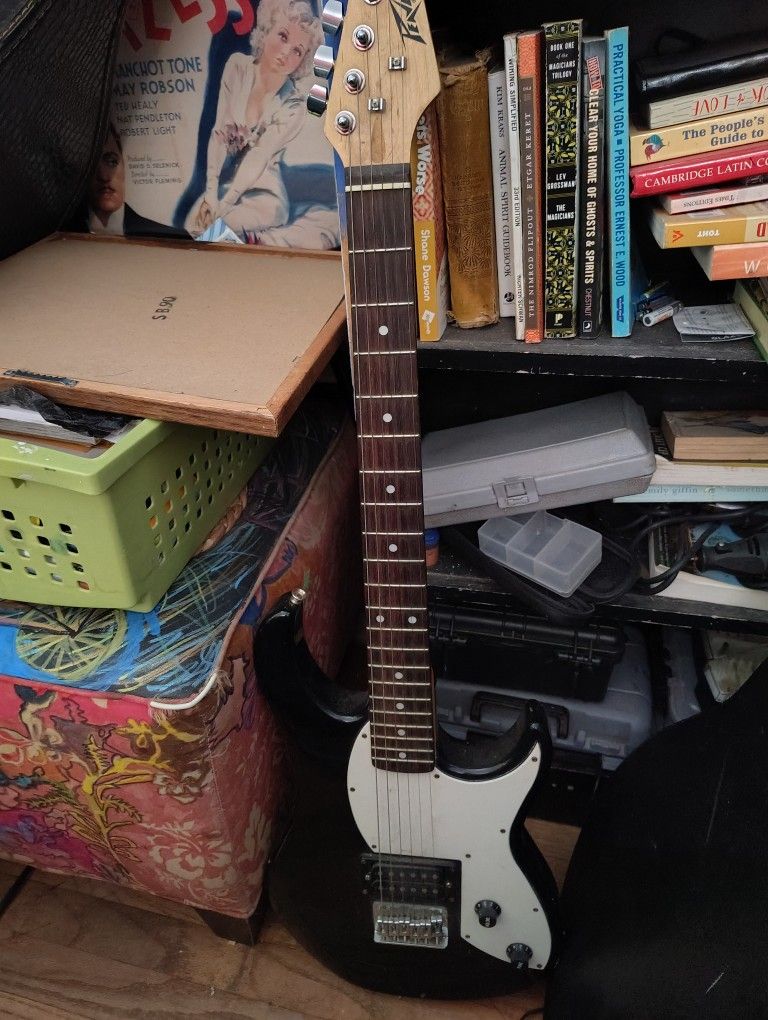 Peavey Rockmaster Electric Guitar