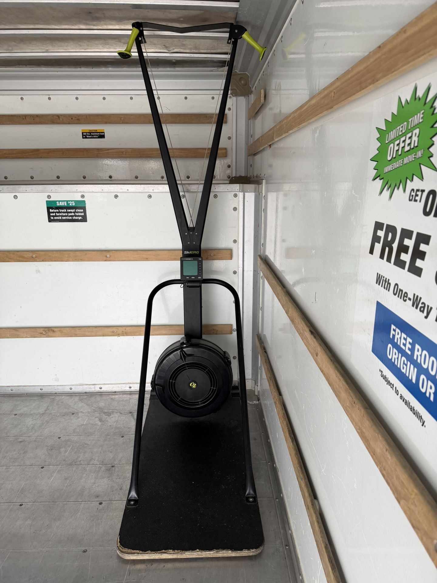 SKIERG Concept 2 Upright Rowerg Rowing Machine PM5 Monitor 