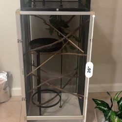 Chameleon Enclosure 