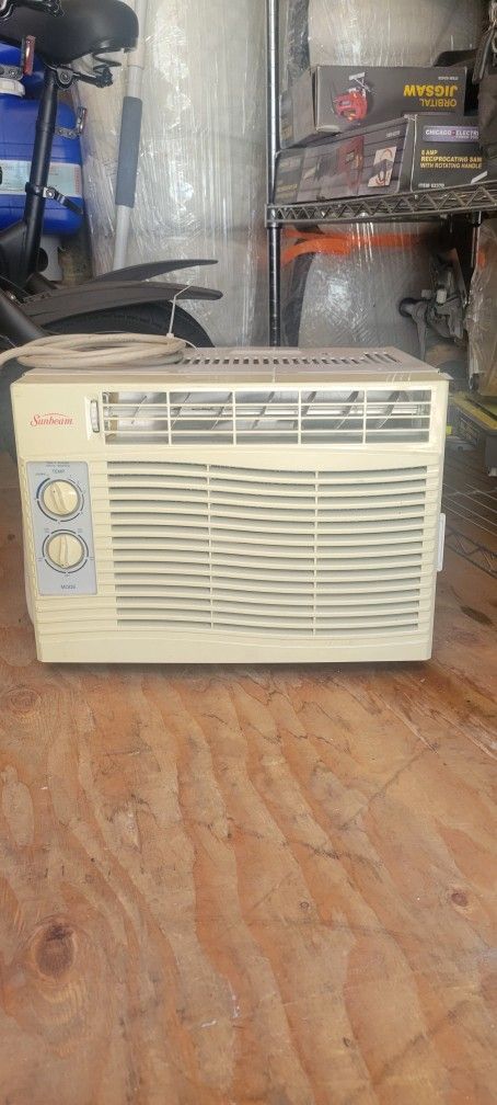 Window AC