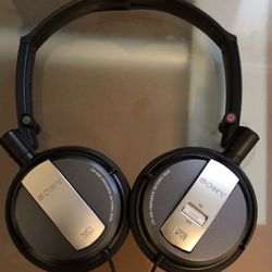 Sony Noise Cancelling Headphones