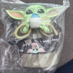 Disney Parks Star Wars Baby Yoda Grogu Sipper Cup w/ Mandalorian Lanyard