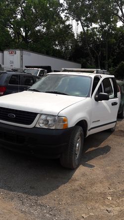 2005 Ford Explorer
