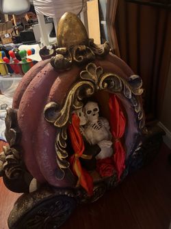 Halloween Skeleton Pumpkin Carriage Decoration