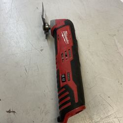 Milwaukee 2426-20 Multi-Tool **Tool Only**