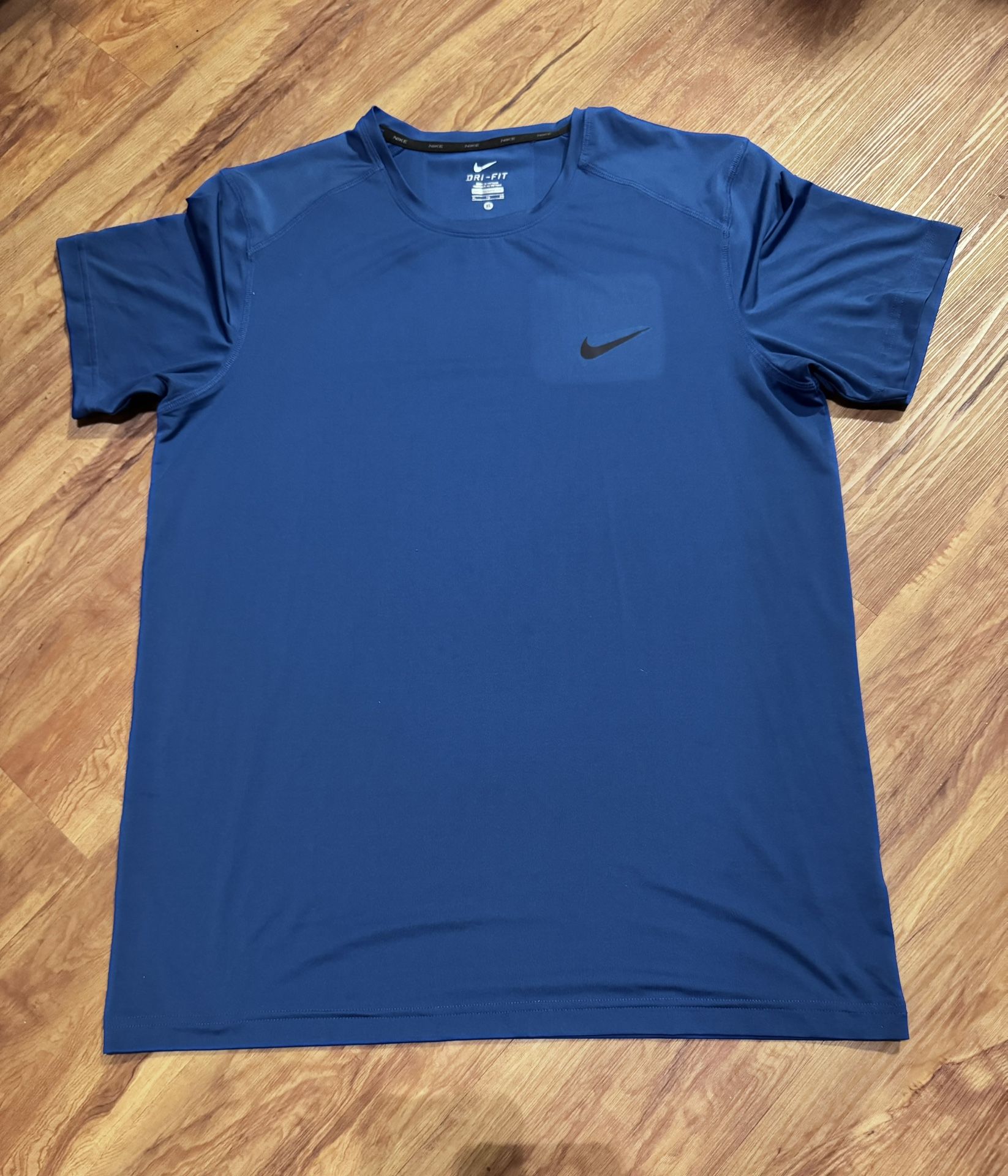 Nike Men’s XL Running Shirt Dry Short Sleeve T-shirt Blue Top Active Gym shirt D