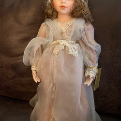 KINGSTATE Porcelain Doll "The Prestige Collection" Tiffany Doll