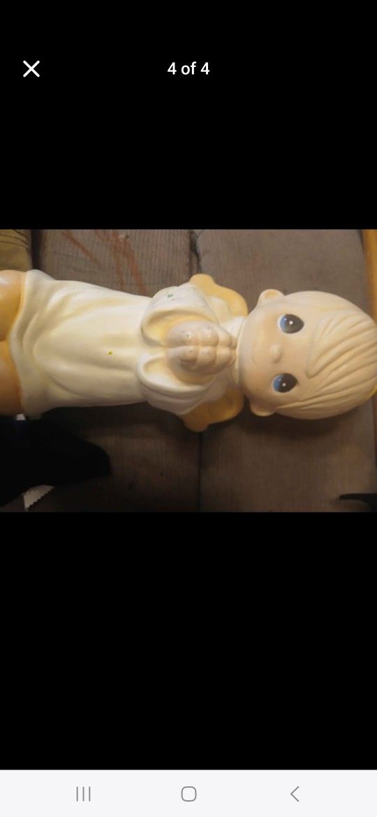 Precious Moments Statue
