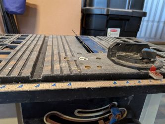 Delta 10" tabletop saw