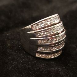 Silver Cotail Cz Stone Ring Very Beautiful 