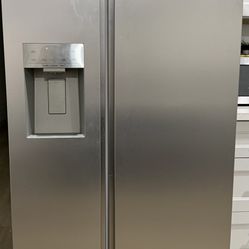 Hisence Fridge $1000 good conditions must pick up only 