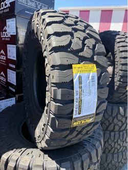 🚨🚨vendo set de llantas Lt 35x12.50 20 aplus tires M/T