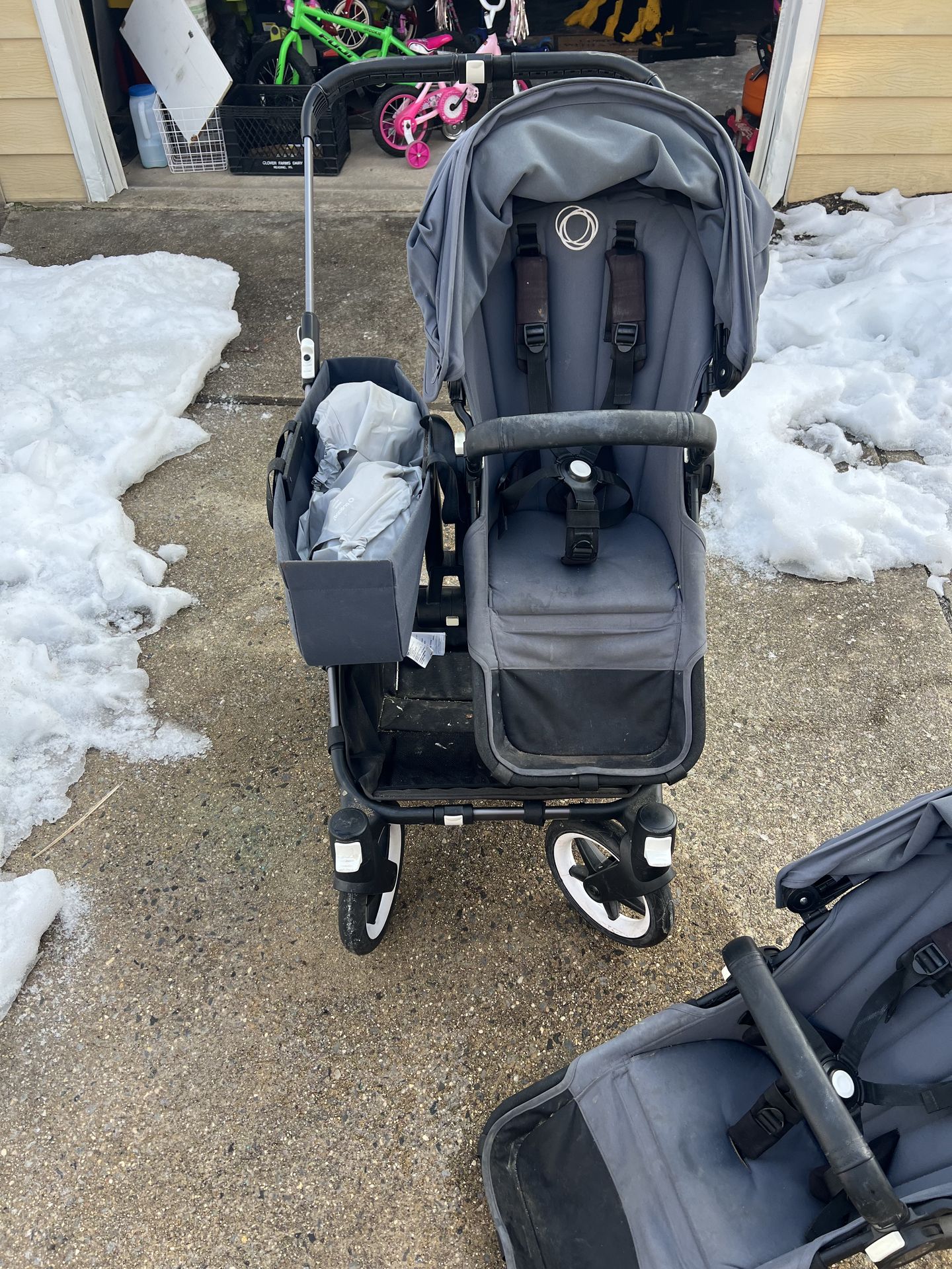 Bugaboo Donkey 5 Stroller- navy and black