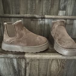 Women’s Boots