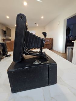 Vintage Kodak No. 2 Folding Cartridge Hawk-Eye Camera – Untested