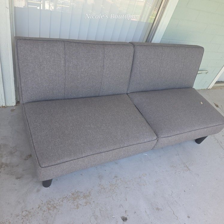 Futon🤩