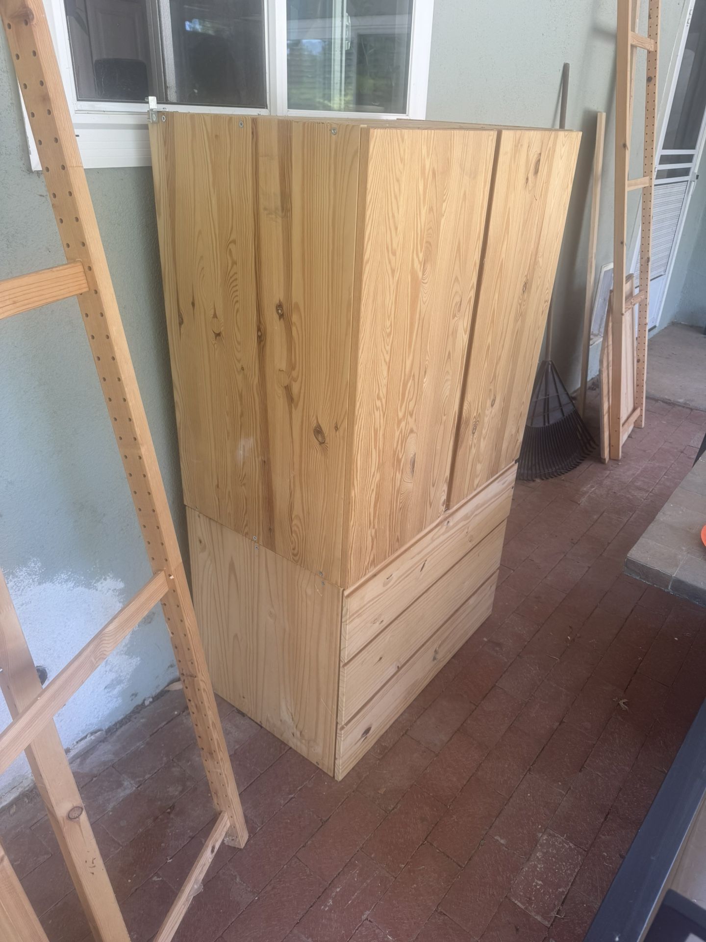3 Drawer And Cabinet