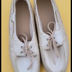 Women's Shoes Size 10 