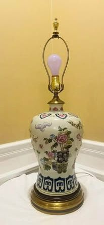 Stunning Large Antique Chinoiserie Chinese Handpainted Porcelain Lamp