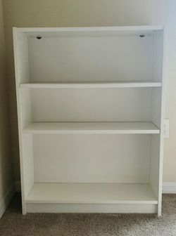 White Wooden Bookcase with 2 Adjustable Shelves.