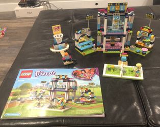 Lego Friends 41338 Stephanie’s Sports Arena