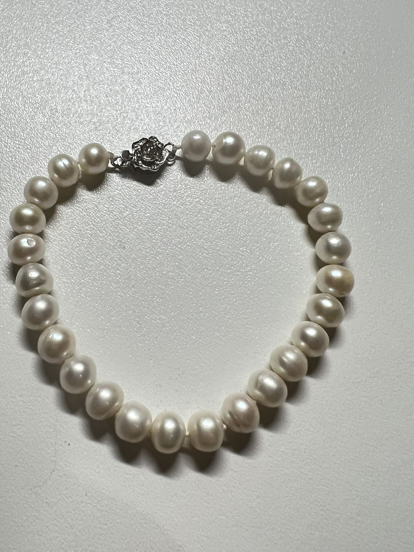 Bracelet   Vintage Pearl Bracelet Marked 14/20 L