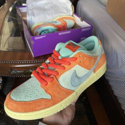 Nike SB dunk Low Orange Emerald Rise 