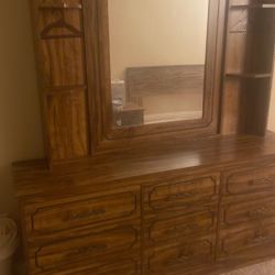 Bedroom set