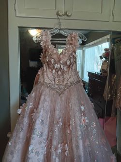 Beautiful Quincean̈era/ Sweet 16 Dress