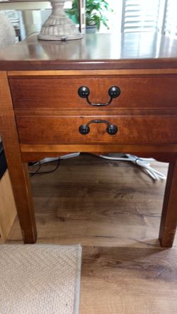 End table