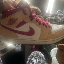 Jordan 1s ( Midnight Curry’s)