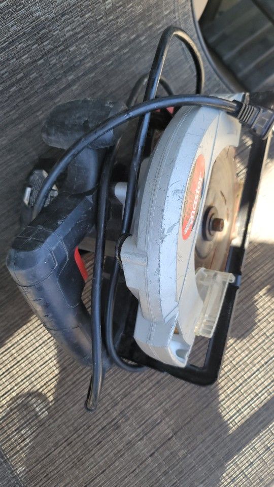 Skill Saw
