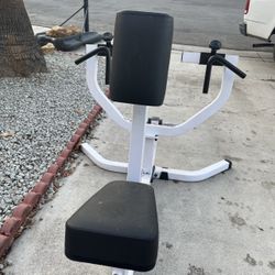 Seated Row Machine