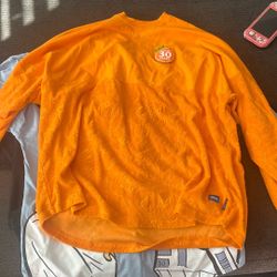 Epcot Orange Bird  Flower And Garden Fest Jersey 