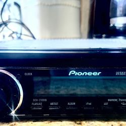 Pioneer DEH-2100IB CD car stereo receiver