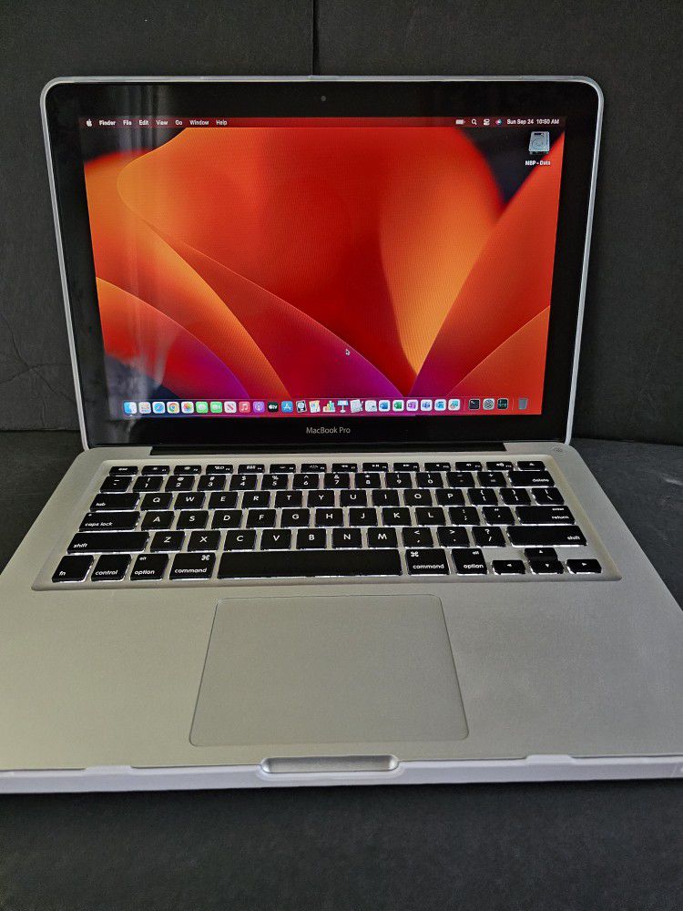 Apple Laptop Macbook Pro  i5, 13-inch  12GB RAM,  SSD 500GB,  Logic Pro X installed,  With Office 