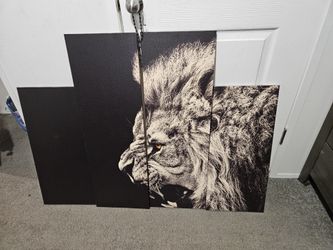 Lion wall decor