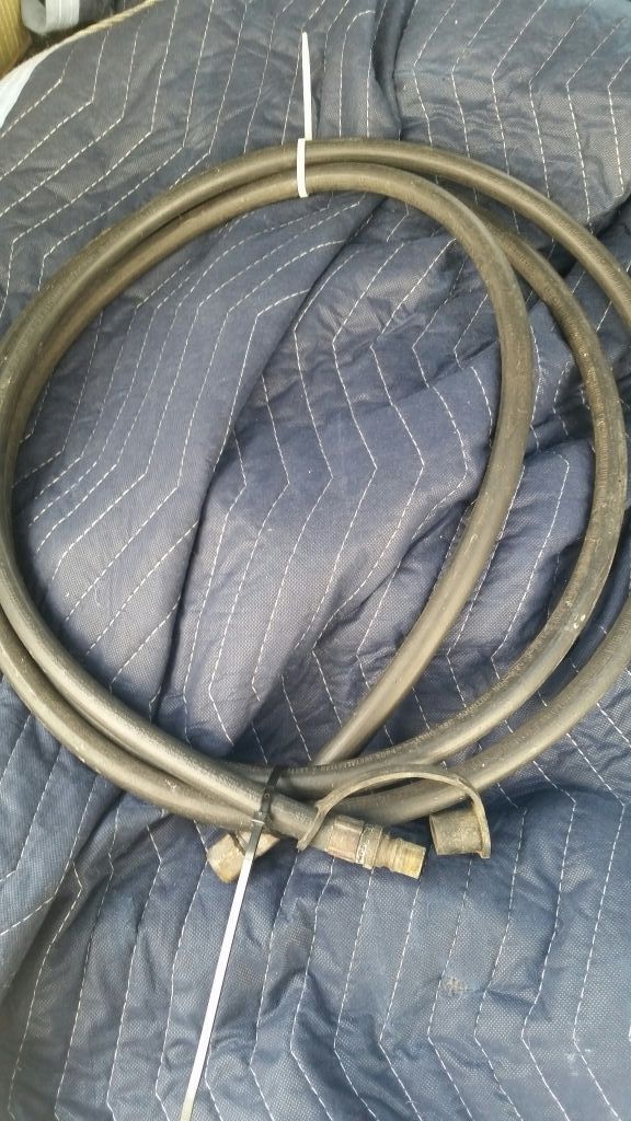 Natural gas connection hose for BBQ Grill