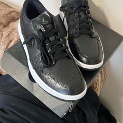 Air Jordan 1 Low Golf Black/white/black Mint Condition