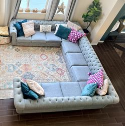 U-Shaped Sectional Couch For Sale!