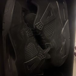 Jordan 4 Black Cat Size 9.5 
