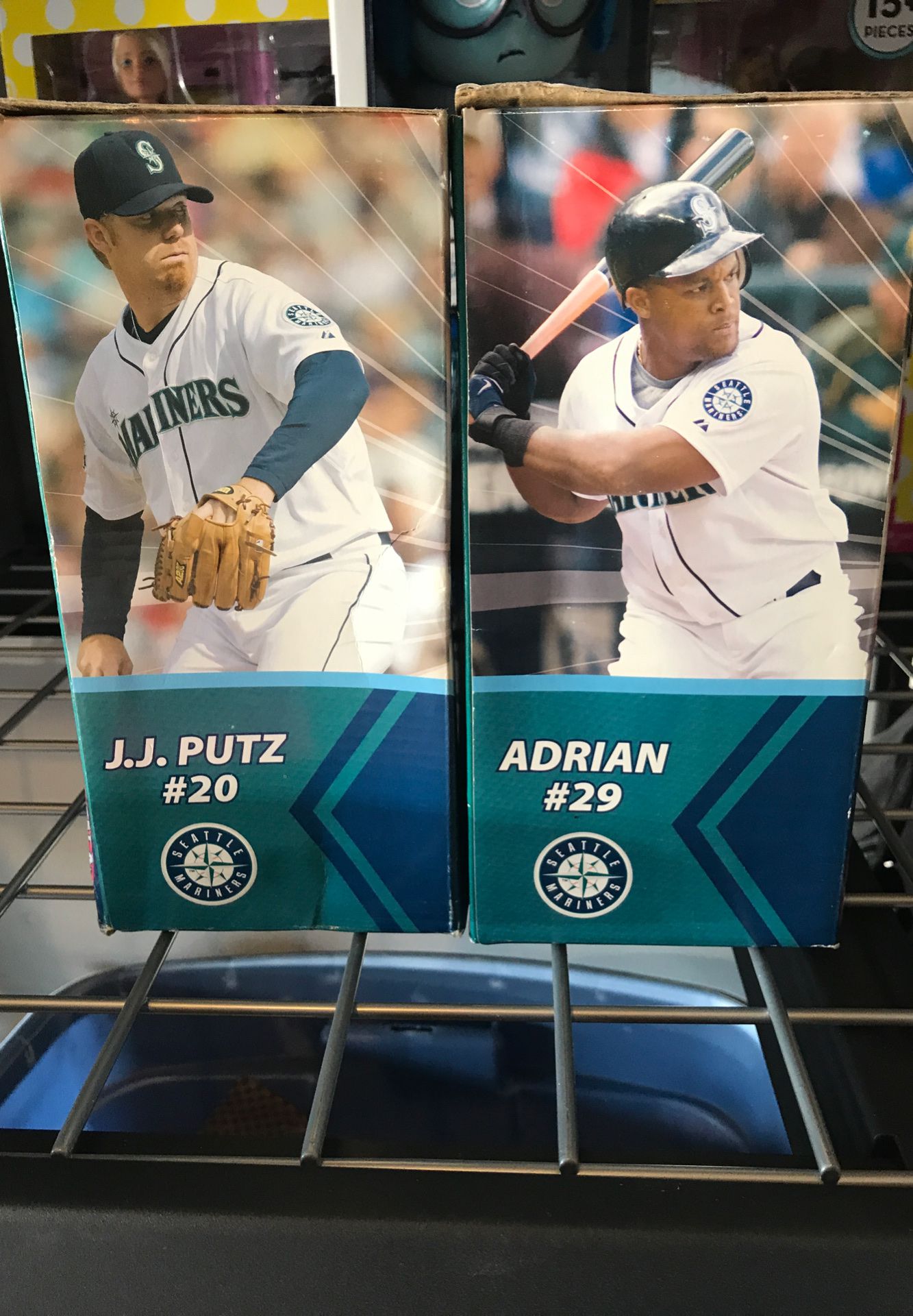 2008 Mariners collection toys set of 2