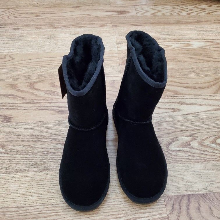 Beach Feet Australia Boots NEW!!!