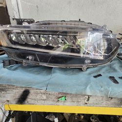 2018 2021 honda accord passenger side oem led headlight 