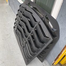 Camaro Back Glass Louvers 