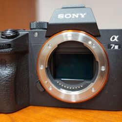Sony A 7iii Mirrorless Camera