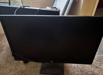MAKE OFFER 2 LG Computer Monitors   24ML44B 