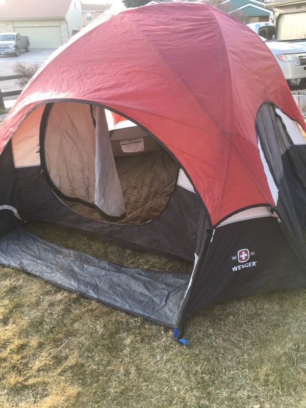 Wenger Swiss Army Matterhorn Tent Style no. 89027 (4 persons)