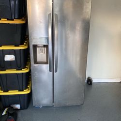 LG Refrigerator 